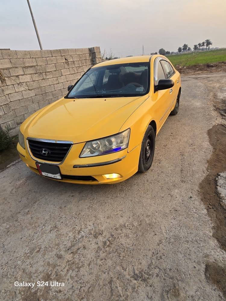 سوناتا للبيع 
موديل 2009
4 سلندر 
محرك 2400
تكسي وارد امريكي 
محرك بيه تنقيص قليل 
كير اتوماتيك 
كهربائيات شغالة
تخم تاير 
تبريد شغال 
لاين زنون 
غرفتهة نضيفة 
شاشة وتحكم استيرن 
سعر ب85 وبيهة مجال 
عنوان السياره بغداد تقاطع النهروان 
  للتواصل *********** بغداد, العراق
