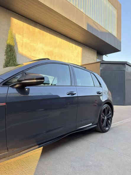 السلام عليكم 
كولف gti 2018

ماشية 75,000كيلو متر 

 السيارة خليجية مو وارد

كلين مابيهة صبغ لا بارد ولا حار ولا pdr  

بصمتين بلاد 

شاشة جبيرة  apple car play

عداد فول دجتل انتراكتف ( يعني تعدل علي براحتك ) 

كشنات جلد اسود وترم احمر وية الخارج 

 تدفئة وبيها ميموري

دخول ذكي

هاند بريك بصمة 

Auto stop 

Auto hold   

وضعيات قيادة 

soft 

normal 

sport 

eco

individual 

ويل حجم ١٨  مميز وبكج خاص بالسيارة السيارة ما ناقصها برغي  اني كلش مداريهة ومال جناية 

اني طلعتهة من المعرض صفر 

تاريخ الصيانة مالتهة عندي من اول يوم لحد هسة ممحطوط بيهة قطرة دهن 

اذا مو موتل وقطرة بانزين اذا مو سوبر

السيارة عليها تزويد كامل  

استيراد خاص من امريكا الي يشهد الله

ستيج ٣

turbo upgrade

downpipe

air intake 

 radiator upgrade 

blowoff valve 

cobb tuner

eqt stage 3

discharge pipe

dsg tune

e30 tune

وكل غارضها الاصلية موجودة 

تريد السيارة بالتزويد او تريدها بدون التزويد اني حاظر

للأستفسار :***********
شباب عذروني من البوست بس والله مابيع واشتري سيارات  هاي سيارتي الخاصة دابيعهة واول مرة انشر ع النت ف ارجو المعذرة لان ما ذاكر السعر 

اخوان السعر 17500$
