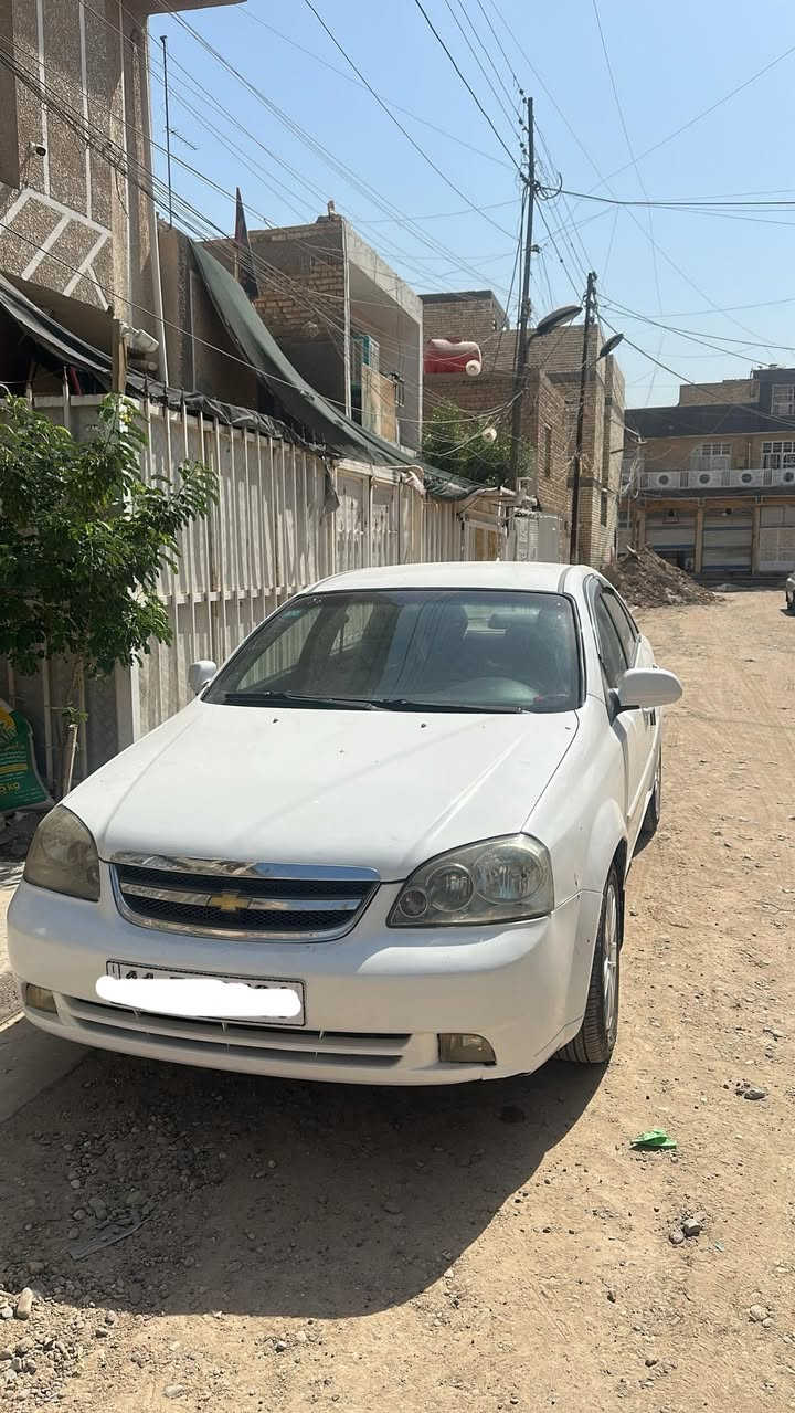 السلام عليكم اوبتر ٢٠١١
رقم جديد بغداد
سنويه جديدة ب اسمي 
حدادية ممتازة 
كير جيد 
مكينه جيدة 
السياره بيها ٦ صبغ اثر شخوط ما مبدل ولا قطعة 
يعني مصبوغة حزام 
***********٨
السعر ٦٣ 
شرط التحويل
