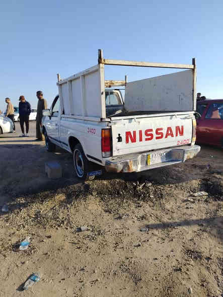 نيسان موديل 89 رقم انبار بسمي مكينه وكير خير من الله حداديه جيده السعر 32 رقمي ***********
