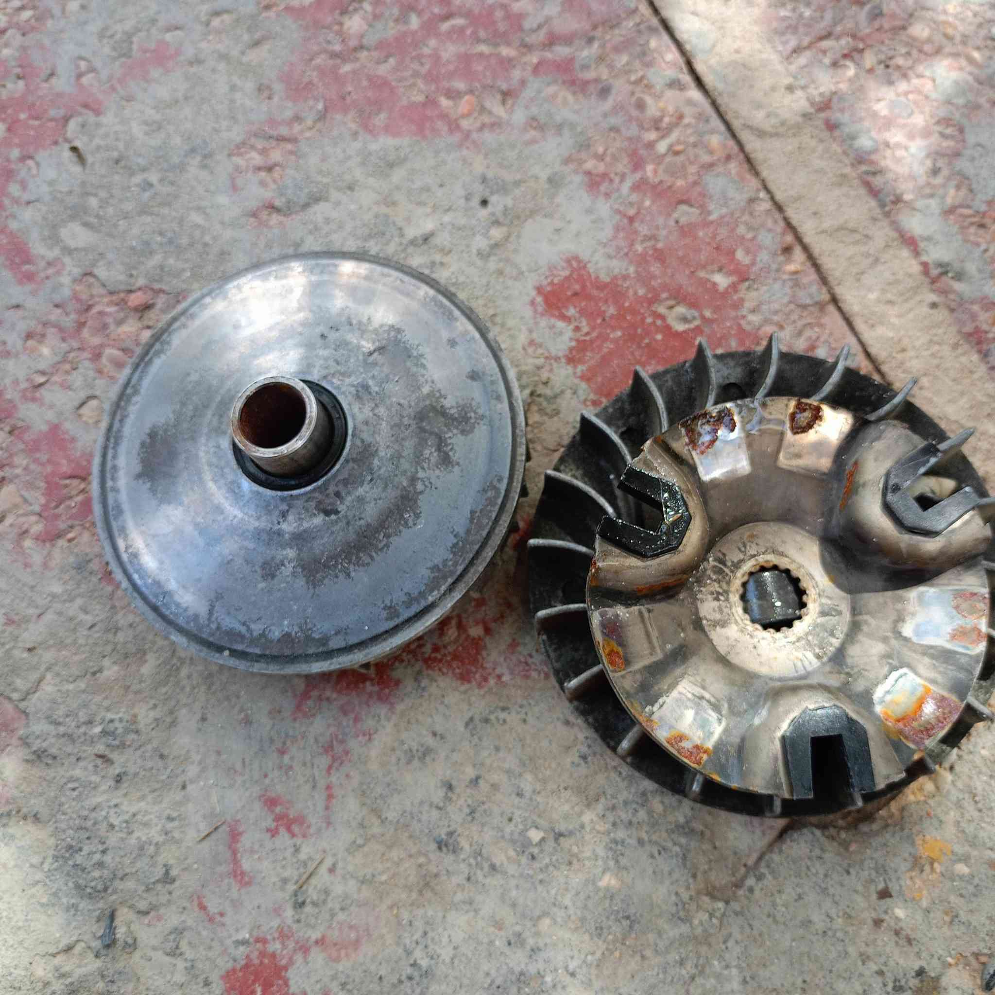 سلام عليكم غراظ سكنس فحل ياباني للبيع عنواني ناصريه سوق الشيوخ لاستفسار عله هذا الرقم ***********
