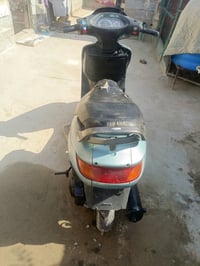 دراجه للبيع عوزها سلف بيها باتري سعر 250..07801967868