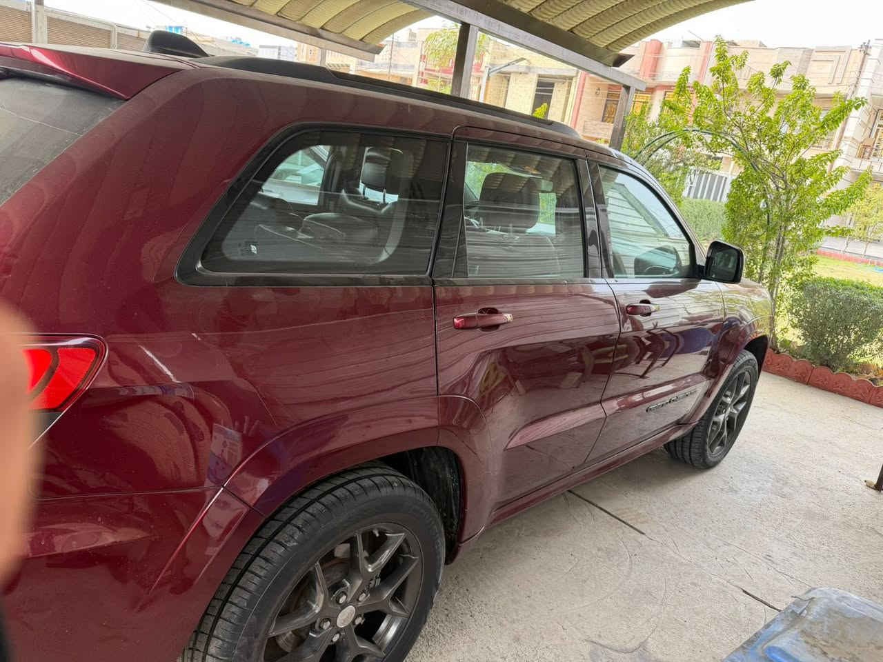 السلام عليكم جيب لاريدو فول Xموديل 2020 وارد امريكي حادث حفيف بنيد وجاملغ فقط السياره فول مواصفات معروفه مواصفات X السياره رقم بغداد با اسمي السياره لوحات مميزه 
مكانهه البلديات 
السعر 220$ 
رقم الهاتف ‭0771 230 5687‬
