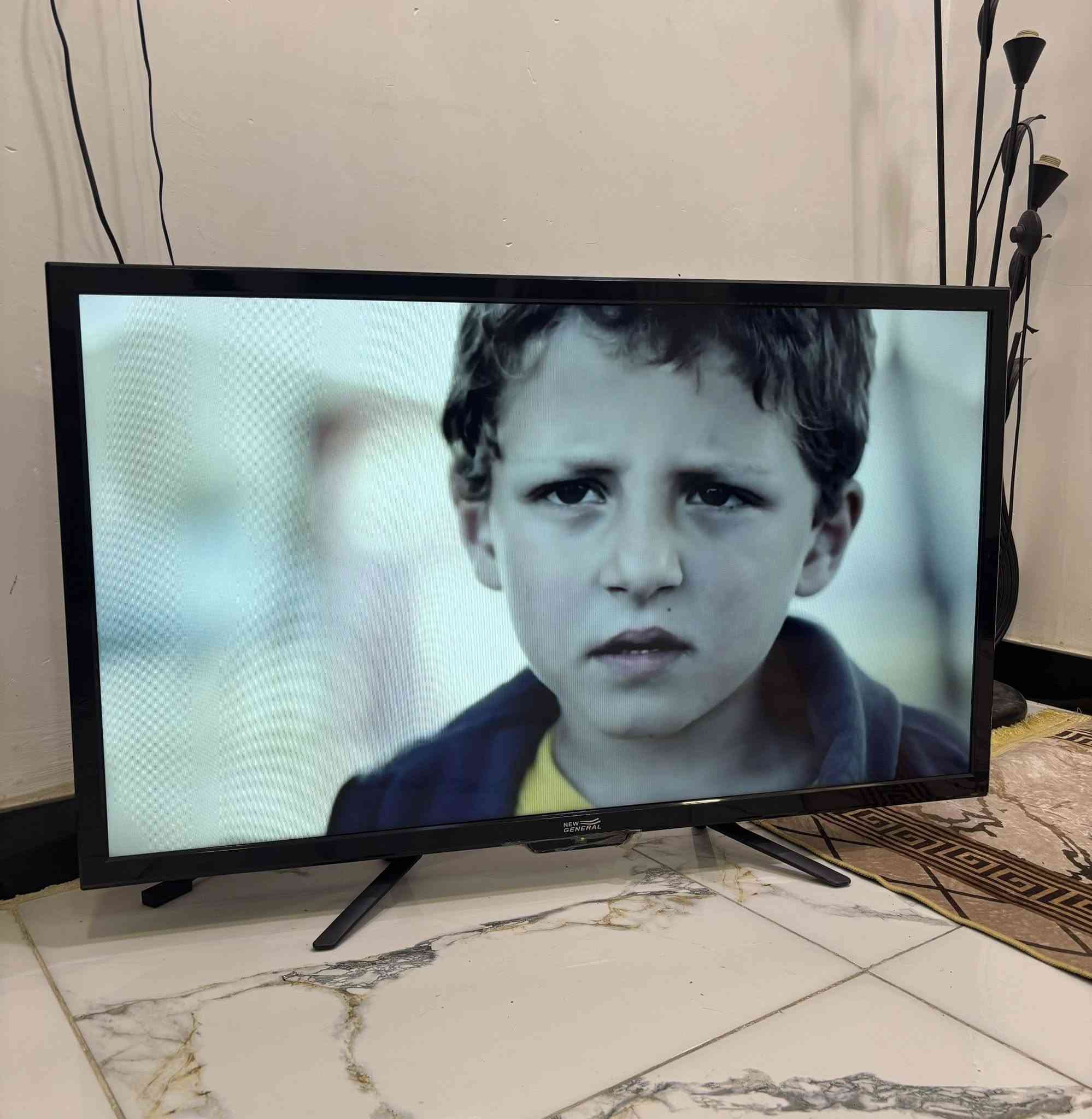 بلازمه حجم 43 بدون نت اصليه بعدهي جديده هيه ولستلايت ابو لنت 100 الف ***********
