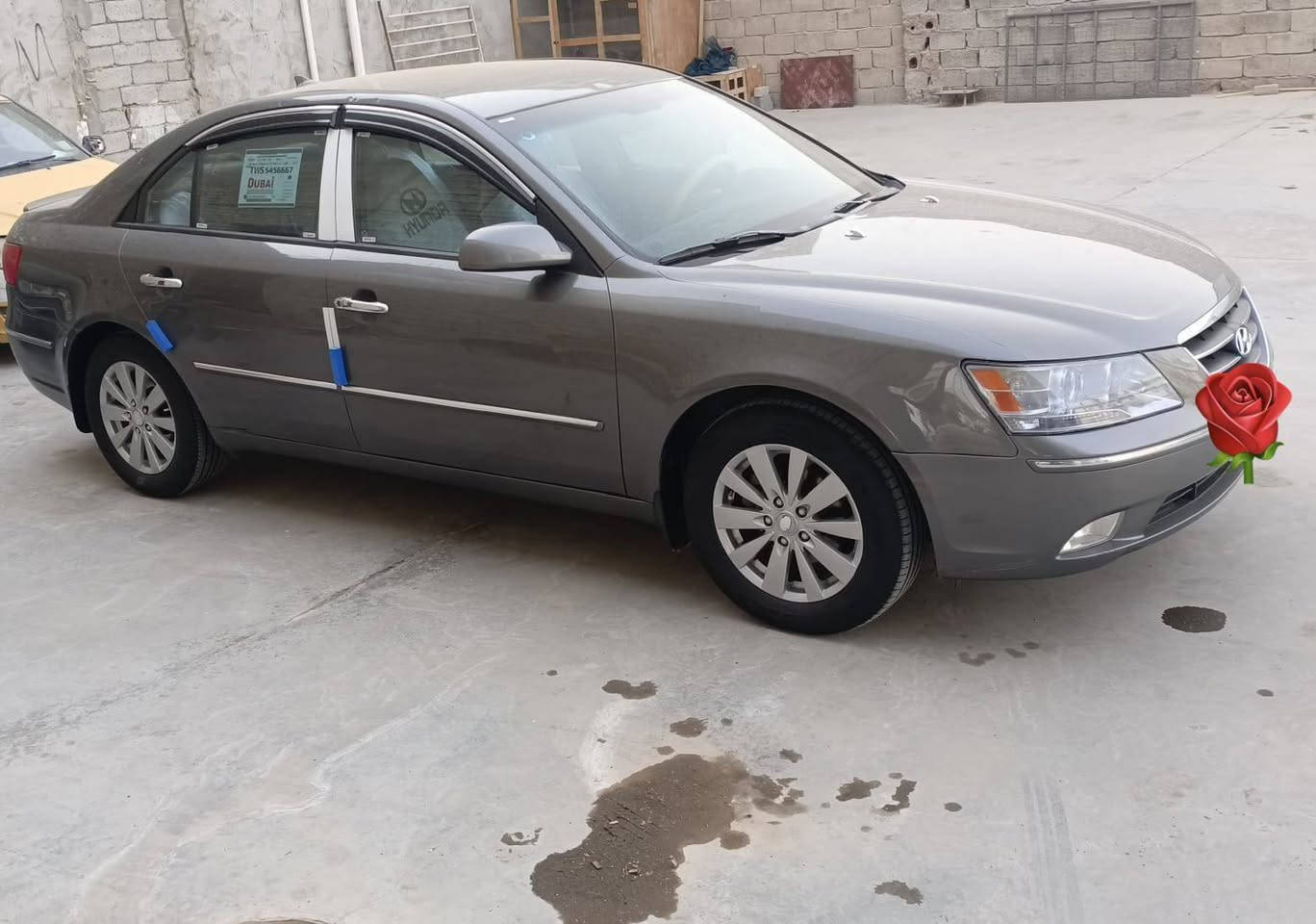 سلام عليكم من رخصت الادمن للبيع سوناتا وارد امريكي مصبوغه احزام كله ليبل واحد طخته  بلدعاميه الخلفيه بدون دواخل موديل 2010 كير ومحرك وصدر خير من الله رقم انبار انكليزي السعر 105 وبيه مجال قليل مكان السياره فلوجه النساف هاتف ***********
