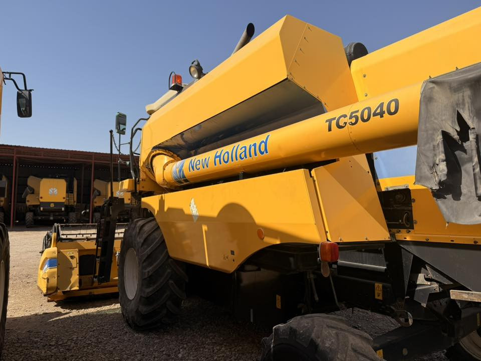 السلام عليكم مكينه عظم موديل 2016 مشتغله 3000 ساعه مكفوله كفاله عامه من الضربه والفتح جديده كلش عنوانها ذي قار الدوايه معرض حجي عوده ولتفاصيل اكثر اتصل ***********
