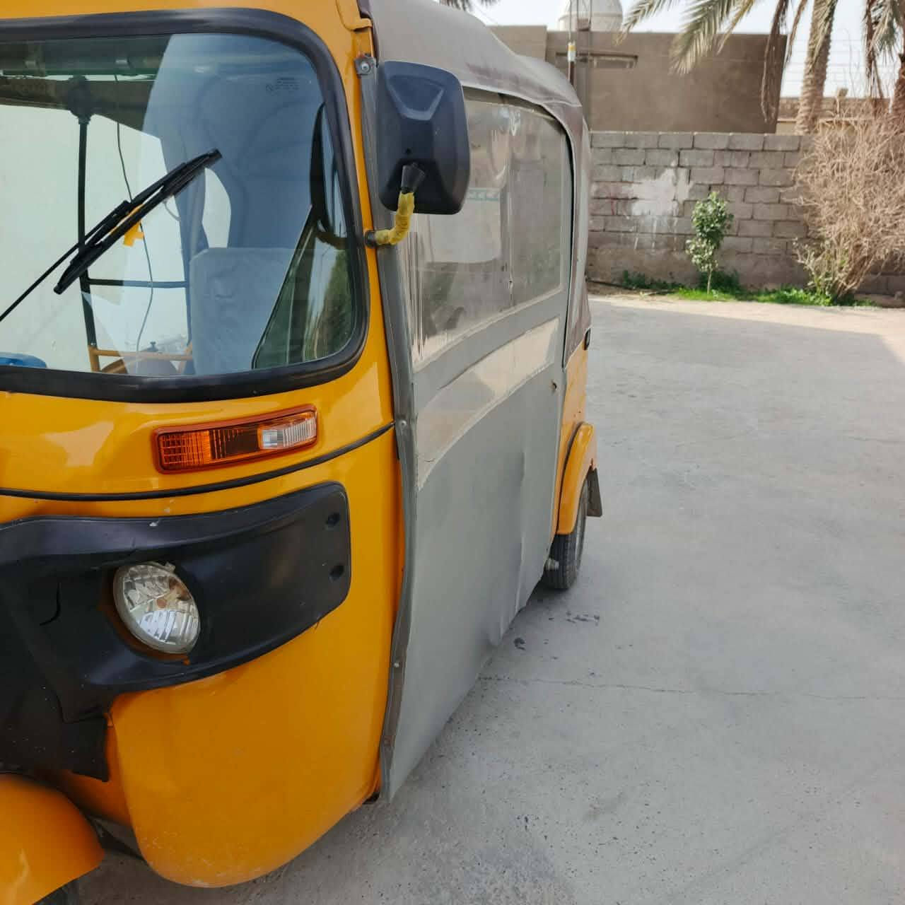 سلام عليكم تكتك ٢٢ شهر ٨ مرقم نكليزي تحويل ثاني يوم تكتك خير من الله بيه بس هاي الطخه بلغد ولباقي مكفوله ناقصه بس اكسل مكان علوه الرشيد الشراي يتصل السعر 8و800اوبيهه مجال شي قليل ***********
