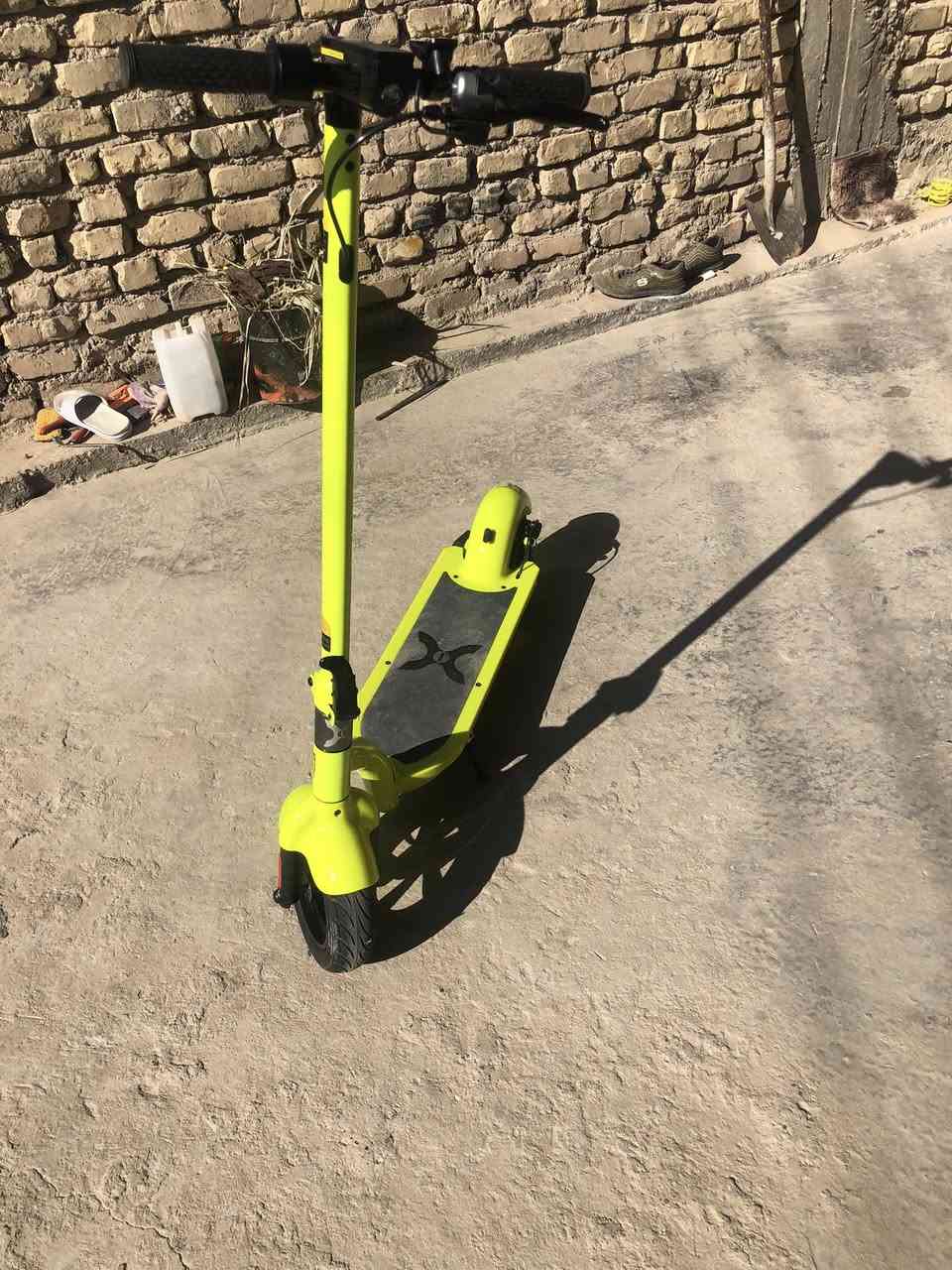 السلام عليكم سكوتر كهربائي للبيع بطاريه ليثيوم باله اوربي للاستفسار خاص او اتصال ***********
