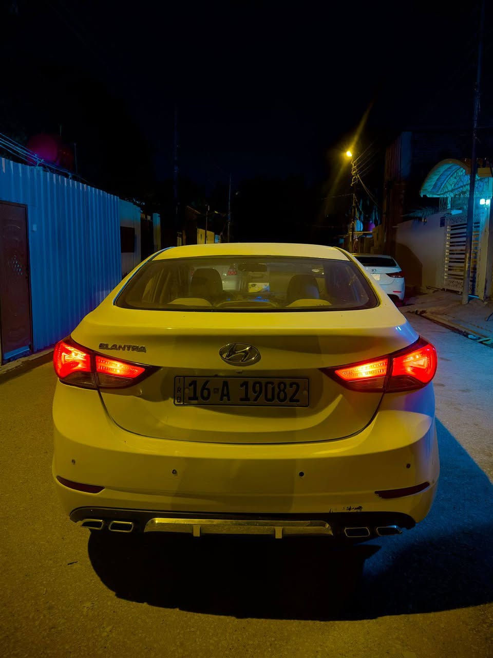 الانتره للبيع موديل 2014 شكل ال 15 سعرها ١٠٠ مع مجال تفاصيل وتواصل ع هذا رقم ***********
