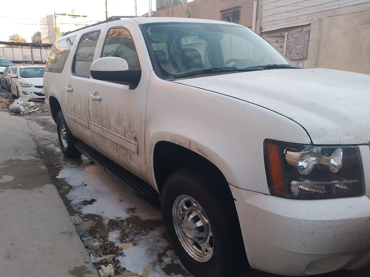 سلام عليكم يوكن البيع ٢٠٠٩ بدون رقم مكينه زغيره كير اكسل تبريد حداديه كفاله تخم تاير برجستون وارد امريكي داخل اسود مكاني بغداد سعر ٦٠ وبيها مجال 
***********
