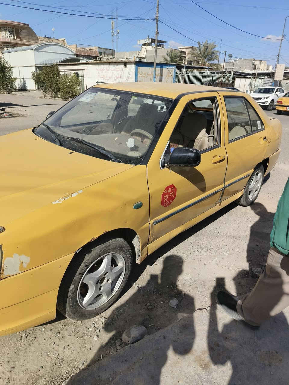 شيري كوين 2010 السيارة شغالة  ونشطة وين متطلع بيها اطلع يرادلها صدر ومحركها بي تبخير السيارة صاحبها موجود شرط ثاني يوم احولك  سعر 16 ورقة  بيها مجال عليها هيئة 180 الف  ***********
