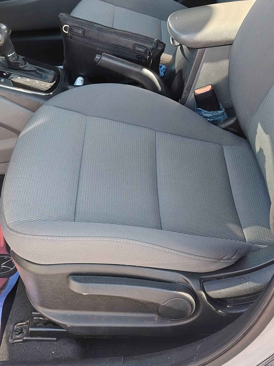 السلام عليكم ورحمة الله
للبيع كيا سيراتو خليجي ٢٠١٨
مكينة ٢٠٠٠
مري شفط
فول تحكم ستيرن 
٣ وضعيات قيادة 
اشاير بالمري 
السيارة جديدة بمعنى الكلمة 
السيارة كفالة عامة من الضربة والصبغ والبارد والتبديل 
عندي سونار بالسيارة 
رقم سليمانية الجديد  
مكاني حي الجهاد/الشارقة 
الشراي يتصل
***********
***********
