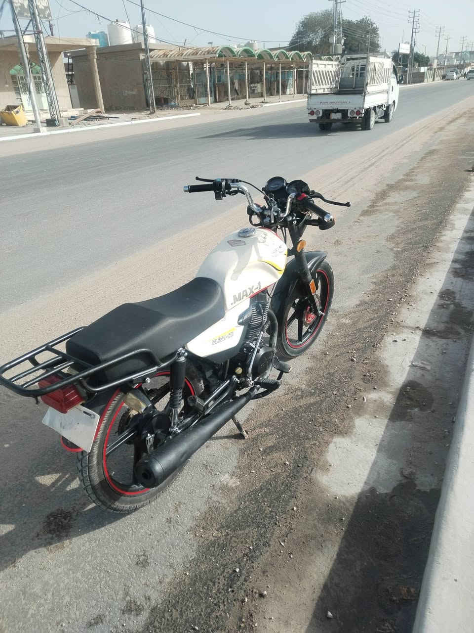 بيع مستعجل 
دراجه سونك البيع وديل 2023 بجمها محور دايون عضم 
مكينه ما مفتوحه وبيها الويل المامي معوج 
وعوزه صفاحيه والتانكي مضروب 
اوراق اصولي الستفسار ***********
