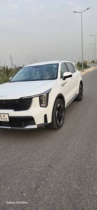 سورنتو 2024 للبيع سياره جديده بيه بارد بلباب سايق تقريب نص اصبع بارده ...