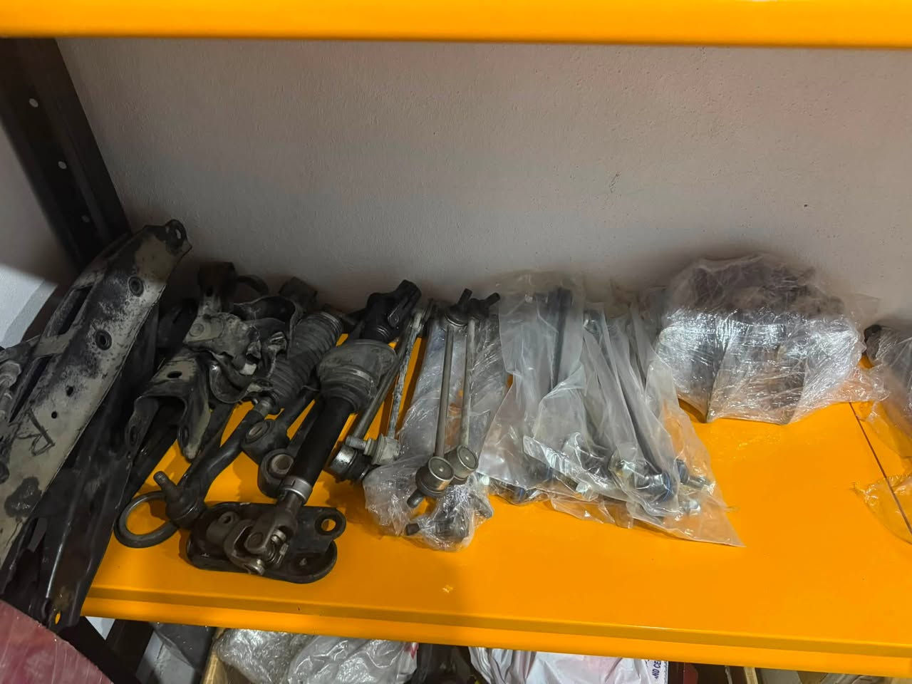 تحت من كل عراق و امارات دعامية ل دعامية برغى لو برغى Gr86 و Gt86  تحت كل صوق و اغراض كلش جديدة 

 اذا مو تحت صوق عتيك هدية والله 

***********
