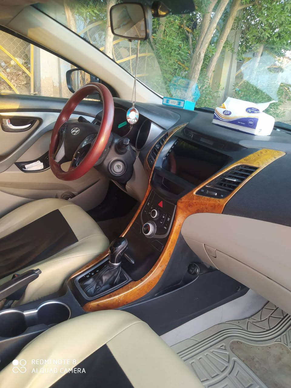 للبيع النترا 2015
رقم بصره نكليزي 
مكينه كير تبريد خير من الله 
بدون حادث صبغ بلدوس فقط والسونار مرفق وي الصور
السعر 130 وبيه مجال 
مكان السياره الناصرية مركز 
***********
