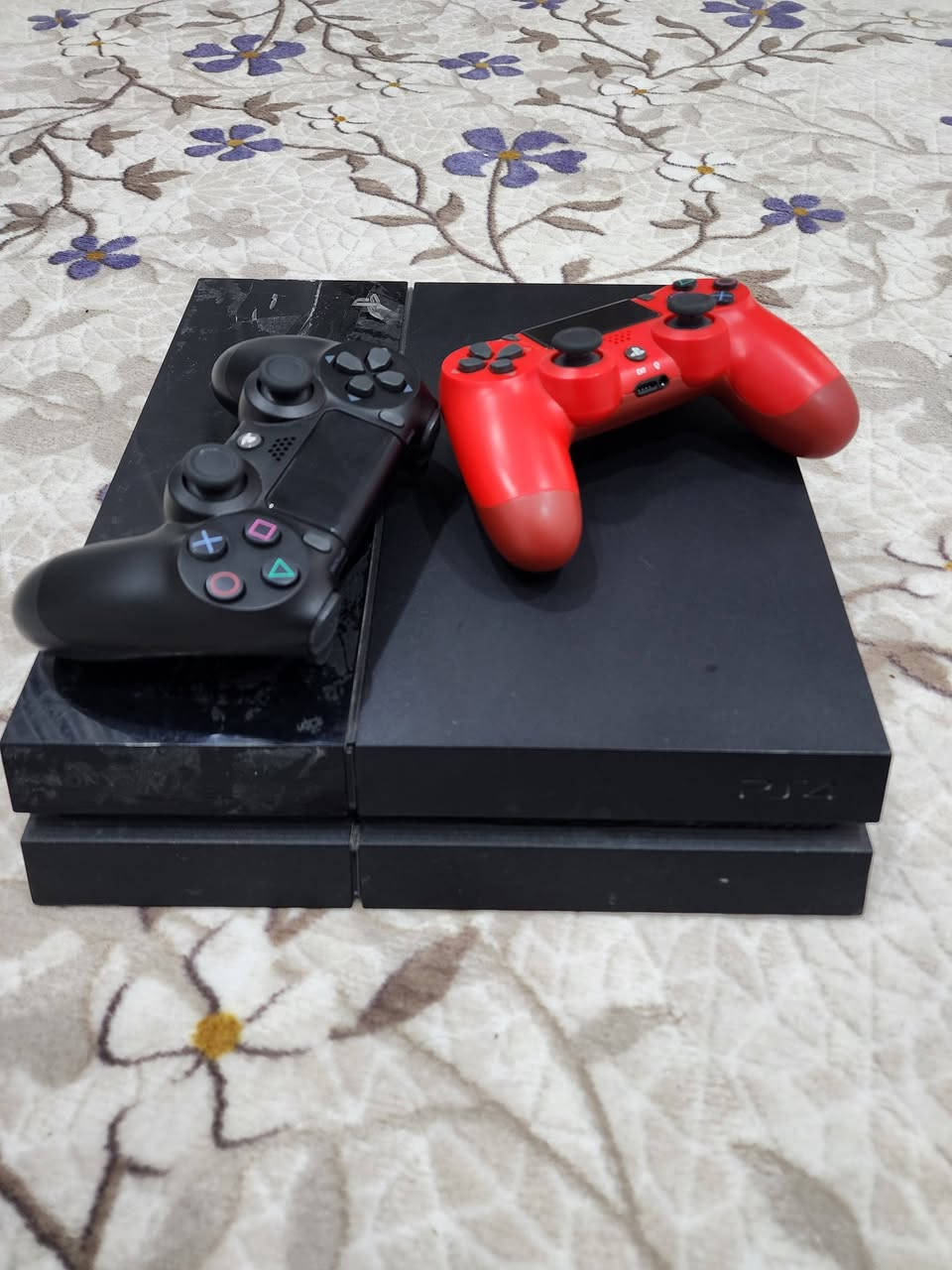 بلي4 فات نضام 13.2 بي 13 لعبه حقن ويا جوستكات 2 بعدهن جديدات مع يو بي اس مصار شهر من ماخذه بعده بلاصق الضمان سعر 225 خاص مفتوح وهذا رقمي ***********
