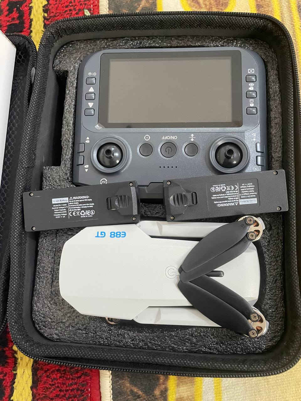 درون E88 GT
جوستك شاشه
بطاريات ثنين (2)كل وحده ربع ساعه
دقه الكامره جدا واضحه HD
دبل كامره متحركه
رام 8 گيكه+ فلاش
الارتفاع 100البعد 500
ملحقاع كامله مراوح +عدة +كيبل شحن عدد2 للجوستك وللبطاريه +جنطه وكارتون جديد غير مستخدم
نظافه 100% 
السعر 80 الف مع التوصيل الشراي خاص


**إذا كنت صاحب هذا الإعلان وتريد حذفه لأي سبب، رجاءا أرسل رسالة إلى الدعم الفني**