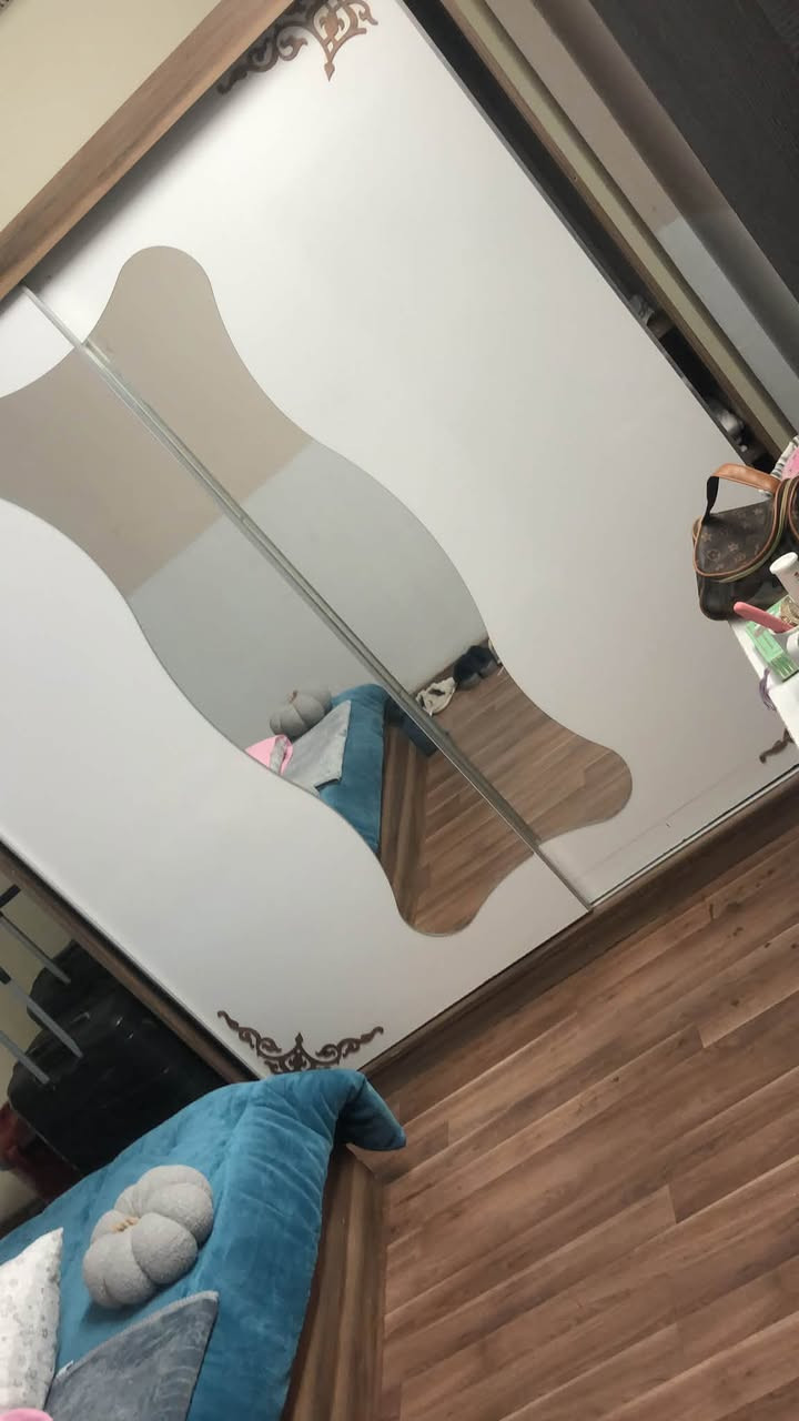 غرفه للبيع ويه دوشك ٢٠٠وبيها مجال


**إذا كنت صاحب هذا الإعلان وتريد حذفه لأي سبب، رجاءا أرسل رسالة إلى الدعم الفني**