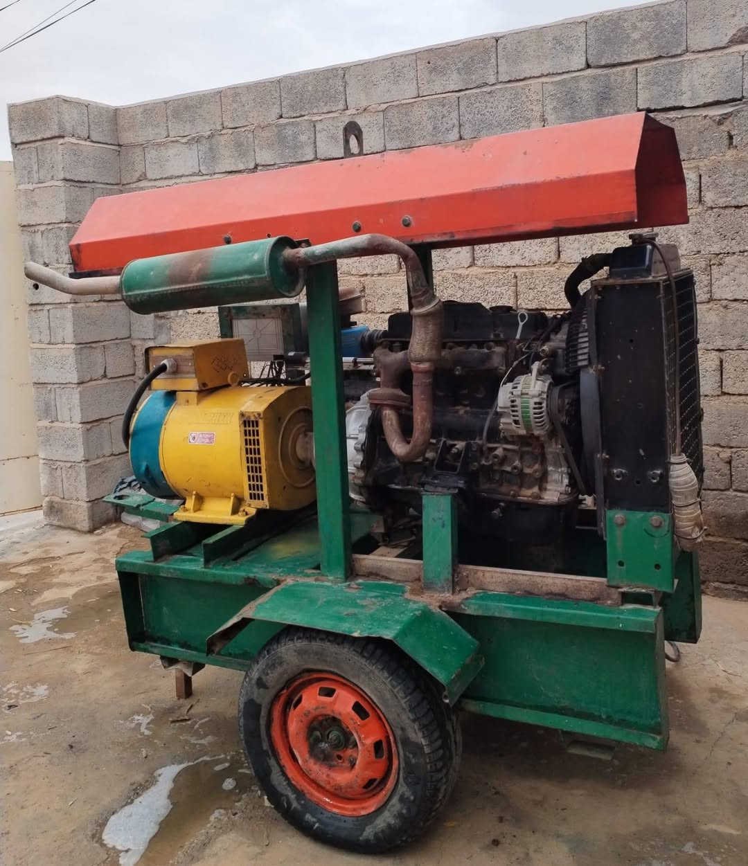 مكلف بالنشر
للبيع محرك كيا 

حجم 2701

منظم فولتيه اوتماتيكي 

رأس توليد  30 kw ملف نحاس 100٪

بطاريه شغاله 
مكان ديالى المقدادية 

صاحب المولد ***********
