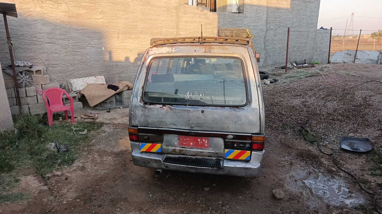 كيه بستة البيع موديل ٩٣ محرك جديد أكسل جديد بس الكير بيه الثالث يفلت السعر 15 العنوان التاجي ***********
***********
