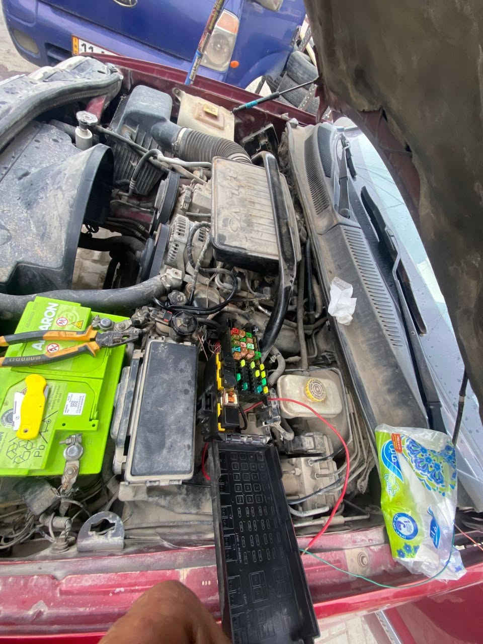 سلام عليكم
اليوم شرفني اخويه 😚
 سياره مدير سلف لاريدو موديل ٢٠٠٩🚀
بيهة قطع بخط السلف 🛠
يوجد ادوات احتياطيه جديد ومستعمل 🚀
يوجد توصيل لجميع المحافظات العراق 🇮🇶
عنوان بغداد الدوره شارع ٦٠📌
اخوكم احمد المشايخي 🦅
***********واتساب 📞
