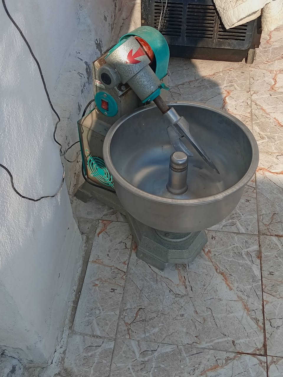 سلام عليكم
عجانة للبيع حجم 12 كيلو
السعر 150 وبية مجال
***********
