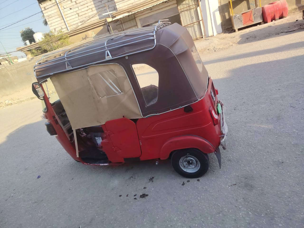 البيع موديل 22 شهر ٨ رقم وسنويه نكليزي بسمي السعر 8 و300 مكان بابل حصوه هاذه ***********
