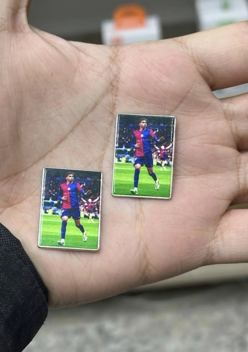 أناقة ما تنحچي… تنشاف ✨
ستيكرات مميزة بجودة عالية ولمعة مرتبة 📱
خلي موبايلك يعكس ذوقك الفخم �


**إذا كنت صاحب هذا الإعلان وتريد حذفه لأي سبب، رجاءا أرسل رسالة إلى الدعم الفني**