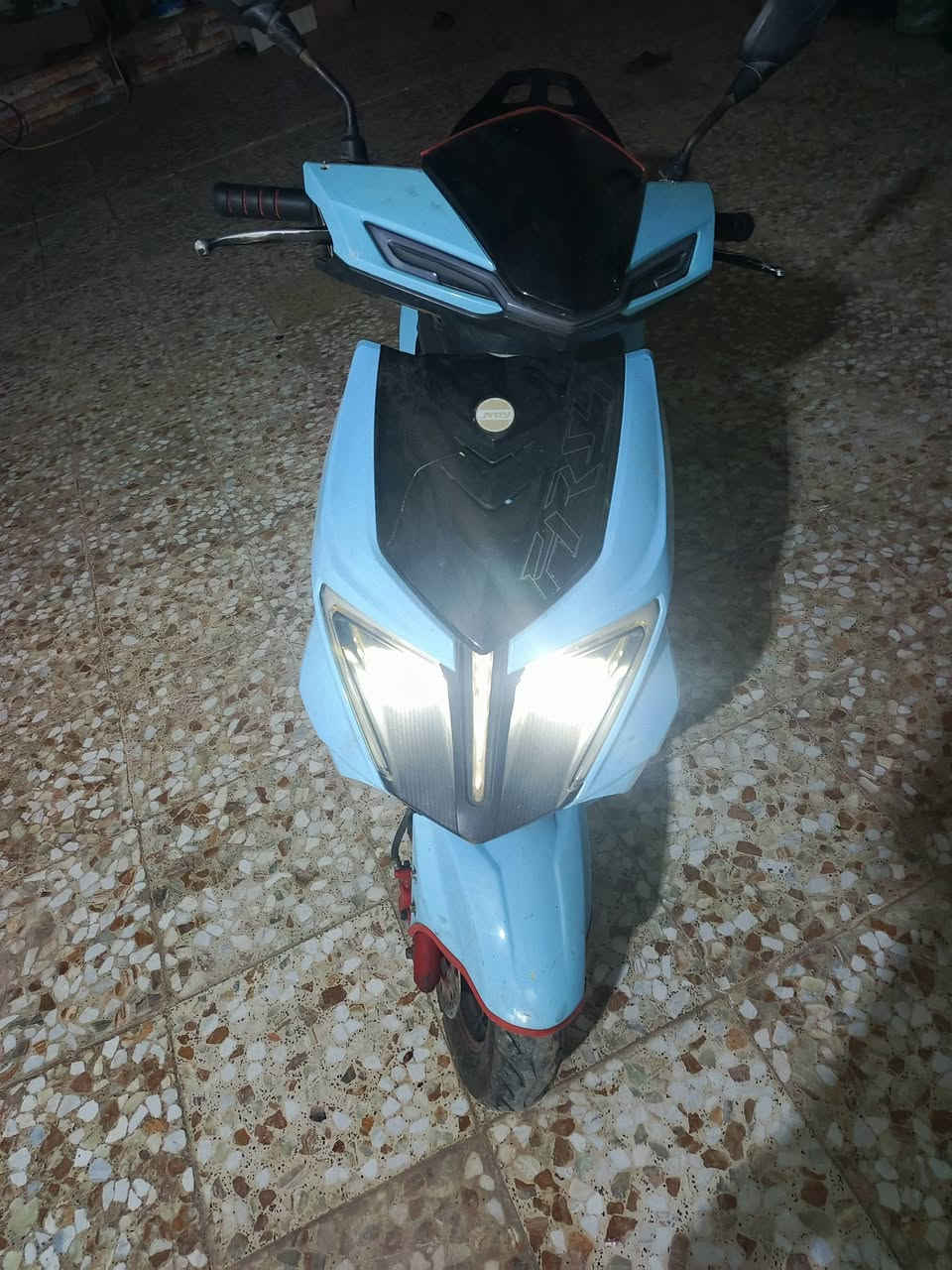 سكنس ياباني فحل
مديل 23

نضافة 98٪

شلعة فوول

محرك نضيف

كاملة من كلشي

(نقص فقط باتري هابط) 

السعر400 +مجال قليل

اتصال ***********

ملاحضه//اخذتها من المعرض واحد وميتين 

ولسه علا نضافتها
