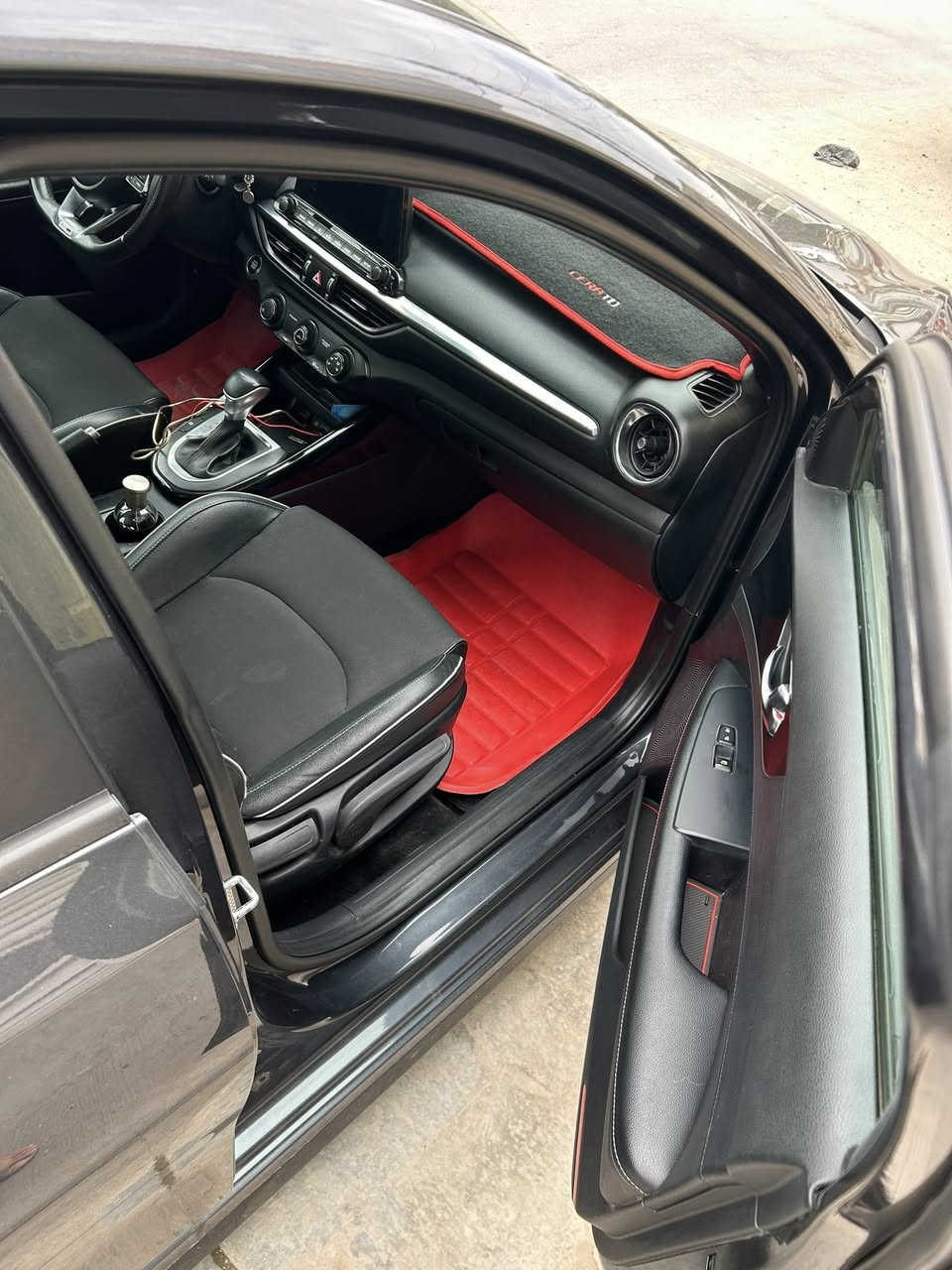 فورتي وارد أمريكي موديل 2020 سعر 145 بدون تبديل ولا صبغ  ***********
