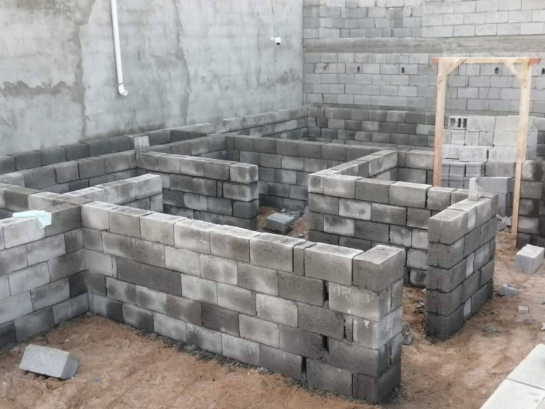 مرحبا..من اعمالنه بناء وقالب وتسليم هياكل وبناء اسيجه للبساتين وحدل وفرش القطع كافه أعمال البناء في البصره مكاني البصره ابوالخصيب *********** ابو الخصيب, البصرة
