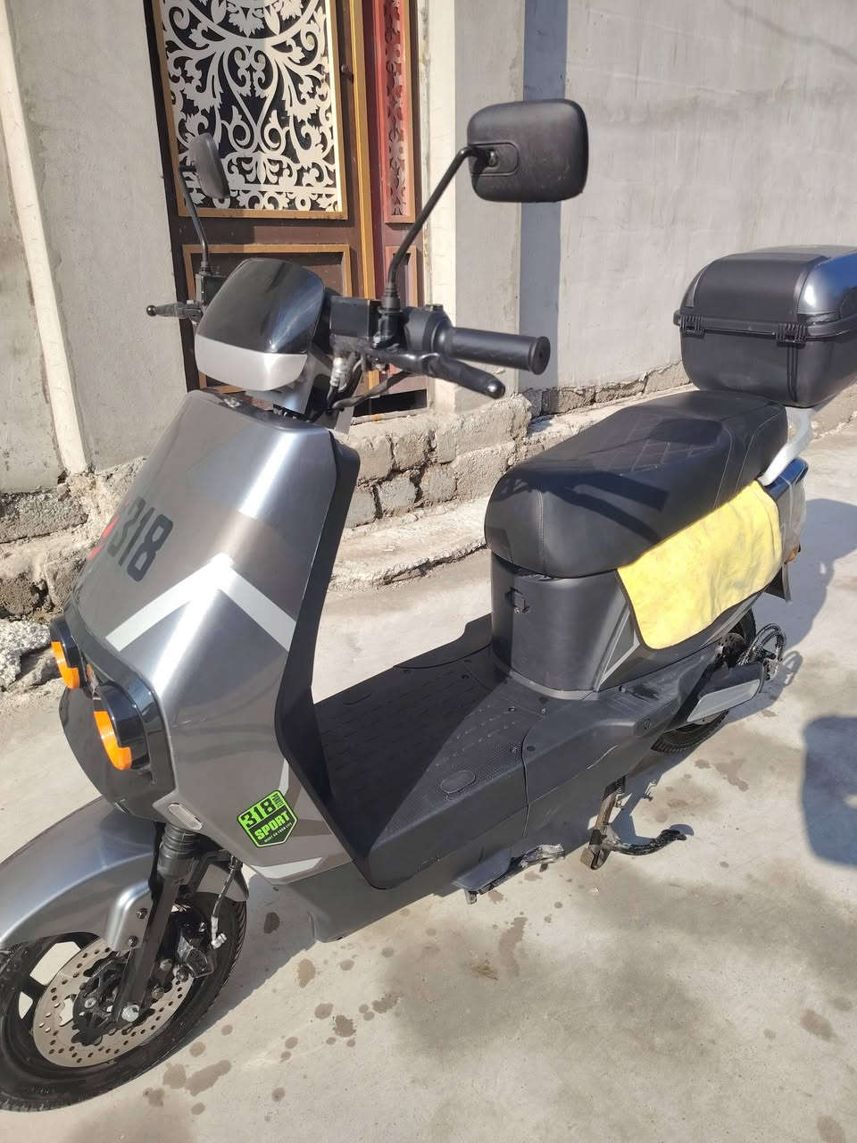 ماطور شحن للبيع 318.مستخدم شهرين وصلا شرا موجود  مواصفات معروفه الماطور نضيف حيل سرعتو 99 مثبت سرعهه
النضافه 100 /100
6بطاريات دبل 4نمر

العنوان موصل الايسر حي بكر
رقم التلفون ***********
