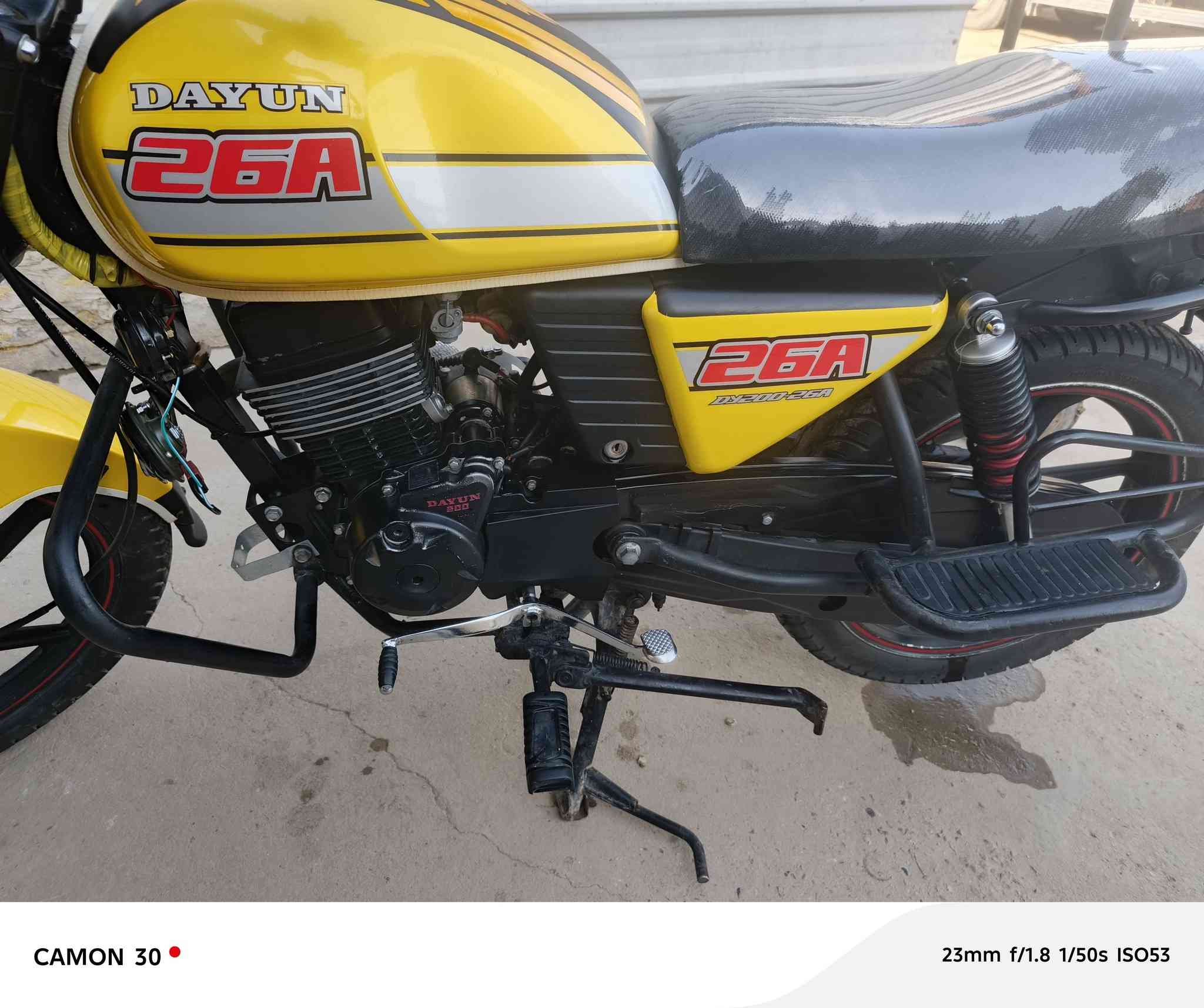 السلام عليكم حبايب متاح دراجه دايوان موديل 23 محرك 200 دراجه مابيه نقص برغي السعر مليون و400وبيه مجال مكاني حله نادر الثالثه الي يريدها هذا  رقم تلفوني *********** وبي واتساب خاص مامتواجد
