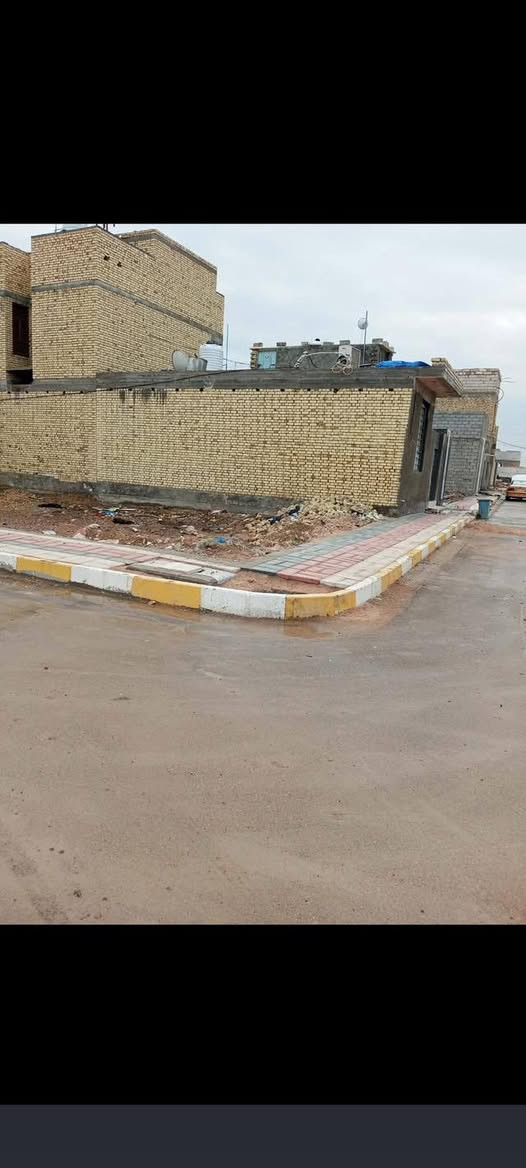 قطعه طابو صرف 100 متر كلش حلوه وسعره مناسب الشراي جوه السوك ناصريه سديناويه قرب صفي الدين ***********
