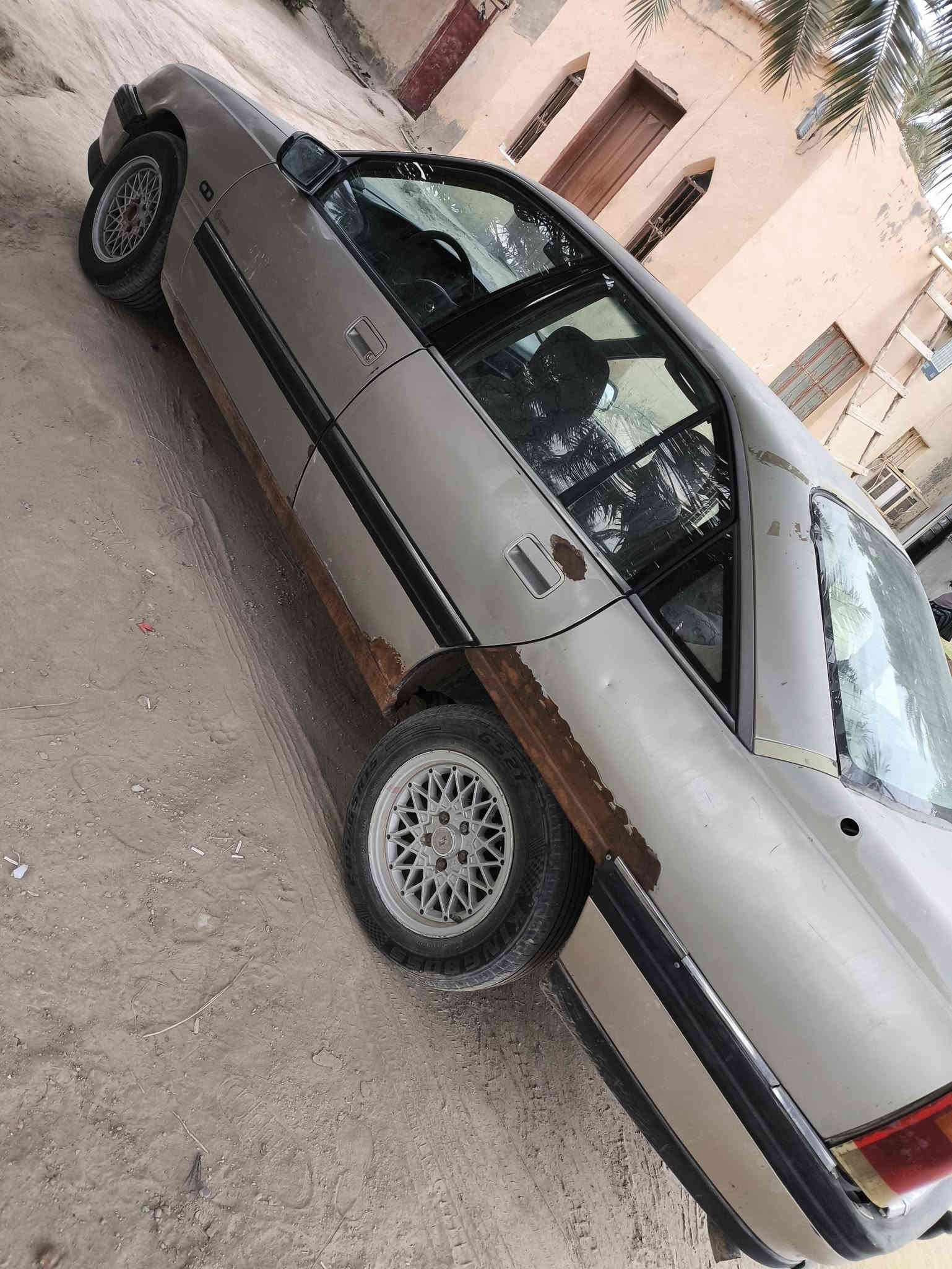 السلام عليكم اوبل اوميكا موديل 95 كير ومكينه وشواصي مكفولات كير اوتوماتيك  سياره باسمي سنويه 2030 مداور ثاني يوم السعر 27 وبيها مجال العنوان الديوانية قضاء الشامية  للشراي للتواصل ***********. 
***********
