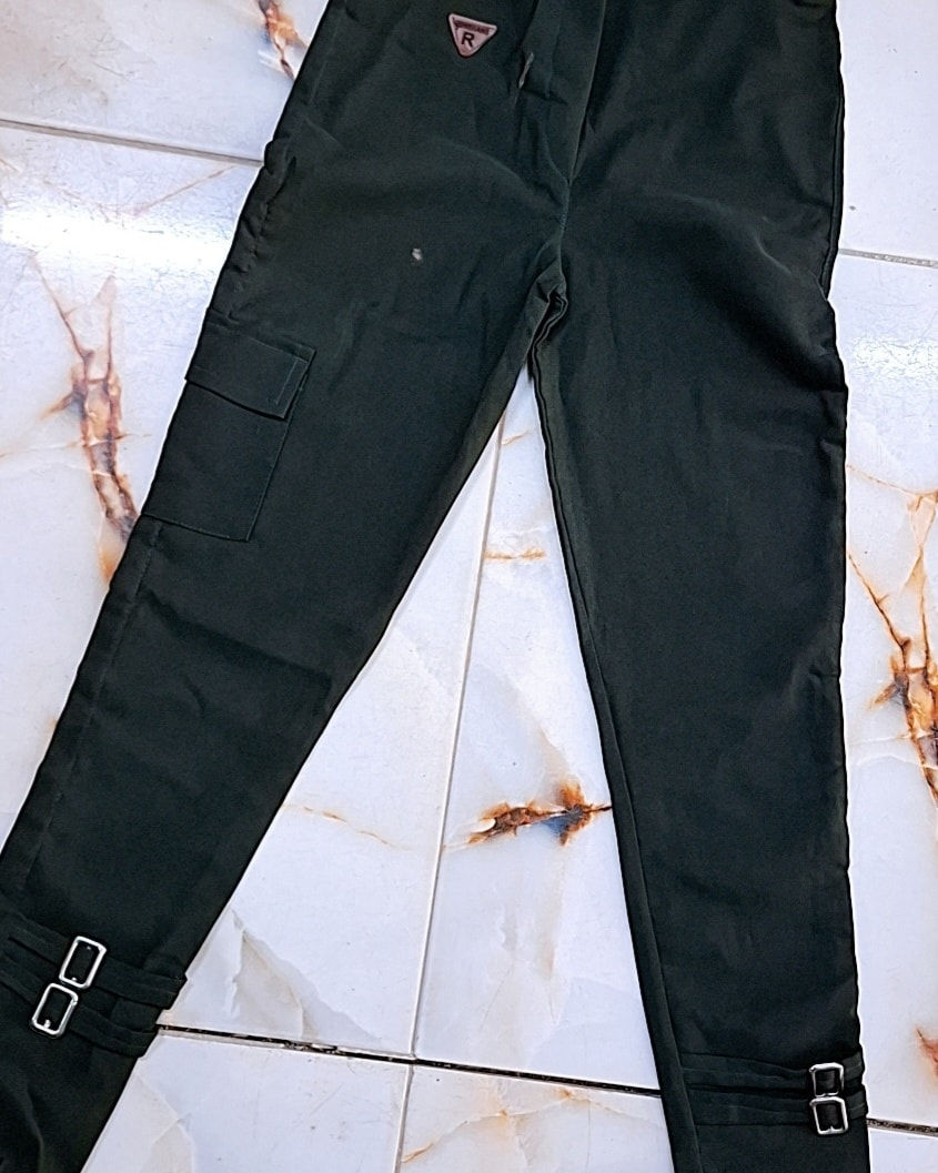 بلاش 3 الف قطعتين ب 5 الف  
4 سنه ال 12 سنه 
درجه اولى اصلي اصلي 

مجمع الشهيد البطل الرائد علي نغيمش 
ذي قار قضاء النصر قرب عماره حجي علي شمخي مقابل شركه الطائي للموبايل للطلب والاستفسار مراسلة البيج او الاتصال بالرقم☎️📞 
*********** وات ساب 
*********** وات ساب
