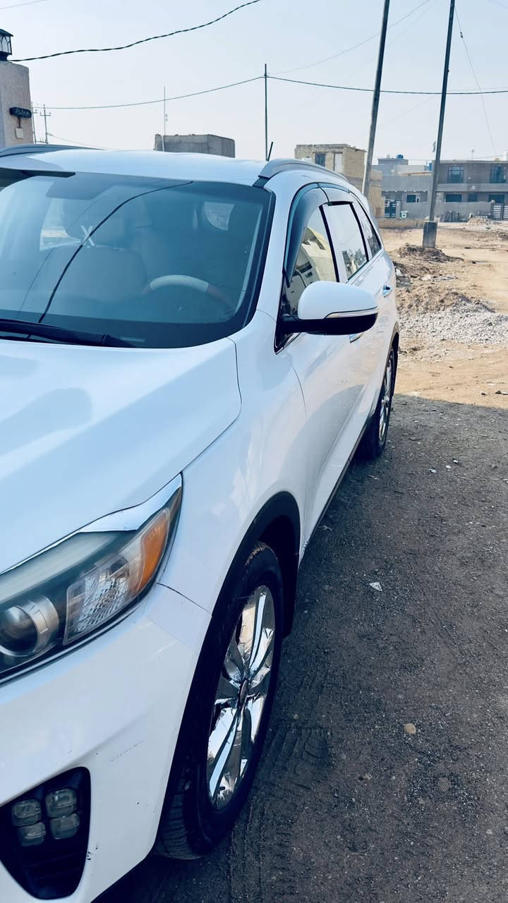 سلام عليكم سورنتو موديل 2018شكل ال20امريكي حادثه دعامية فقط محرك4V2400
رقم واسط هزة جديد سنوية الى 2030بسعر مناسب جدآ بسهر النترا 175وبيه مجال التواصل ***********
