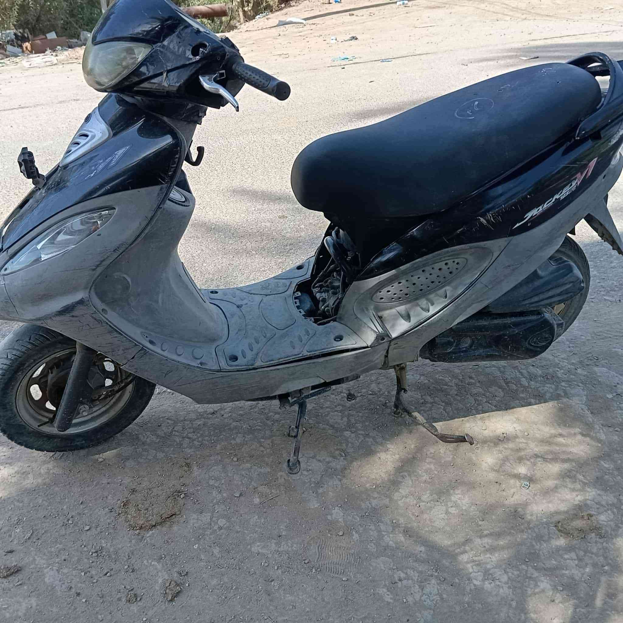 سلام عليكم دراجه كامكو لبيع مكاني مشخاب رقمي ***********
