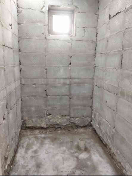 ترميم المنزل بالكامل   // او قطعه  تسليم مفتاح 
- ماء - مجاري - كهرباء - زفت - ماستك - روف كادر كل ما يخص المنزل 
ترميم الحمامات وتكشير الجدران واعاده تأهيلها
 تكشير  جدران تنضيف بيوت قالب نجاره خباطه صب خلفه بناء طابوك 
قلع الارضيه واعاده تأهيلها 
يوجد طابوك الى كافه المناطق خلفه سيراميك تسليم مهندس 
صب ارضيات  تصليح جدران و صبغ المنازل 
كوادر مختصه بالتفليش 

هاتف *********** واتساب
