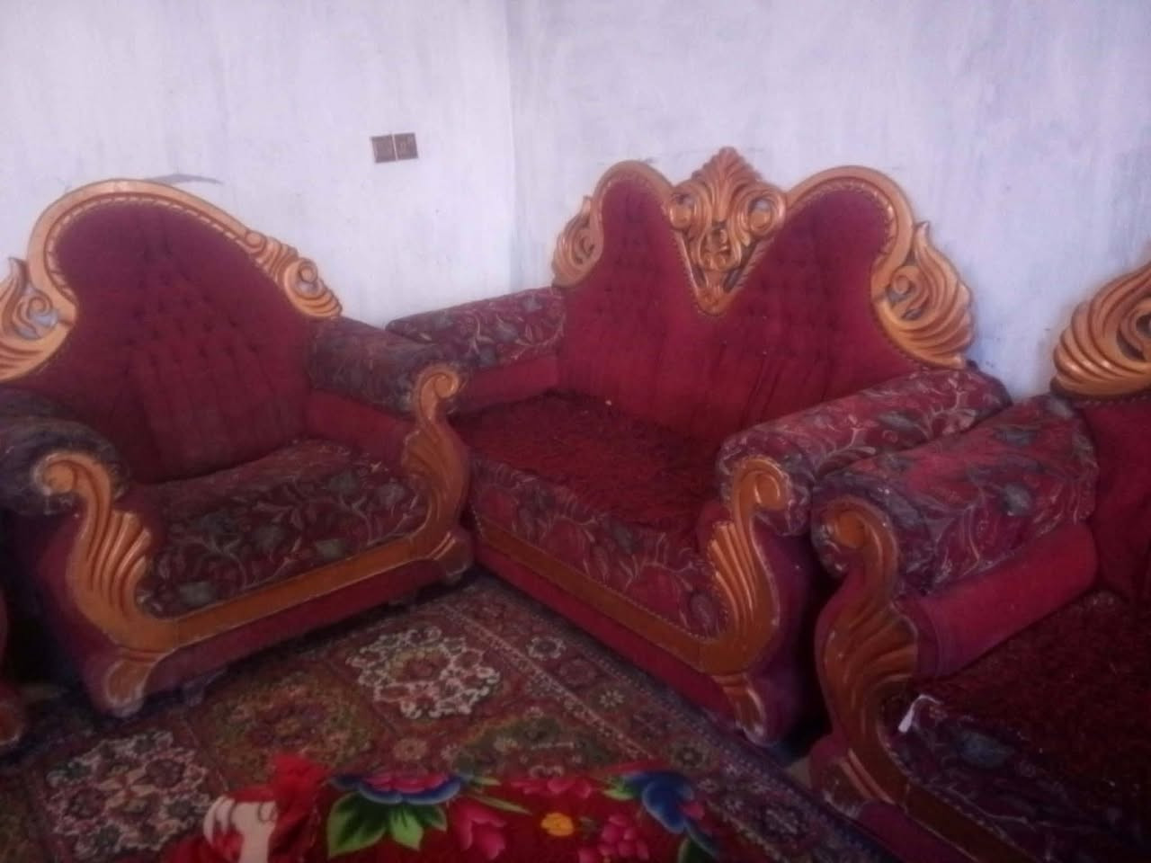 مكلفه بالنشر تخم للبيع عشره مقاعد
#سعر 90 وبي مجال
#العنوان السفحه الثانيه


**إذا كنت صاحب هذا الإعلان وتريد حذفه لأي سبب، رجاءا أرسل رسالة إلى الدعم الفني**