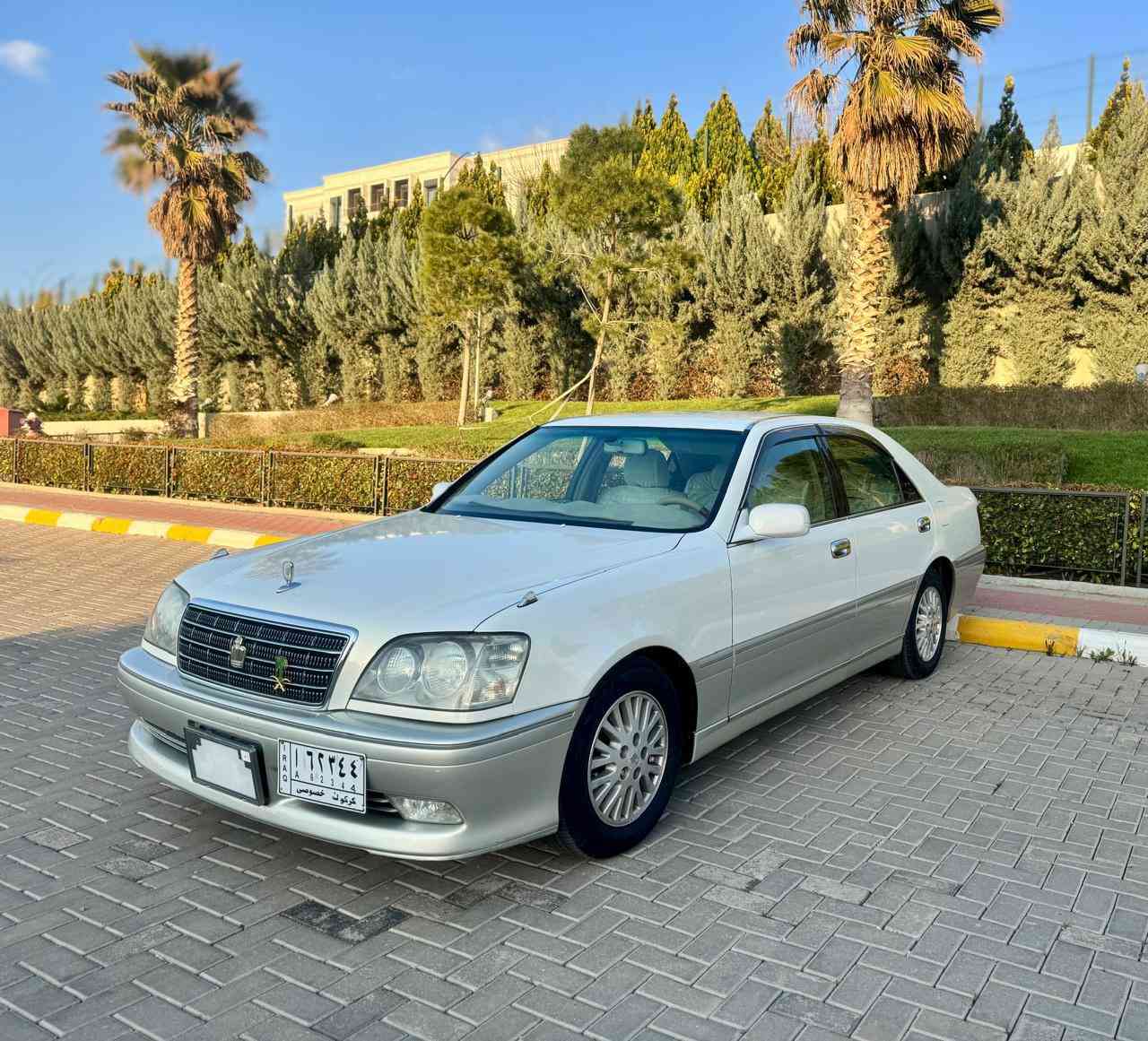 مەلیکە مووس لۆک مۆدێل ٢٠٠٣
کوشن کارەبا 
داشبوڵ دوبەی 
پێش عیوون 
دوا کریستاڵ 
برێکی بەستراوە 
تەبریدی ساردی و گەرمی بەشەرت 
هەموو گیانی بە شەرتی فەحس 
چوار تاییەی لۆکی لە ژیراییە 
سەیارەکە مالی خۆمە هی مەعرەز نیە 

شوێن سلێمانی - بازیان
رەقەم تەلەفوون / ***********
