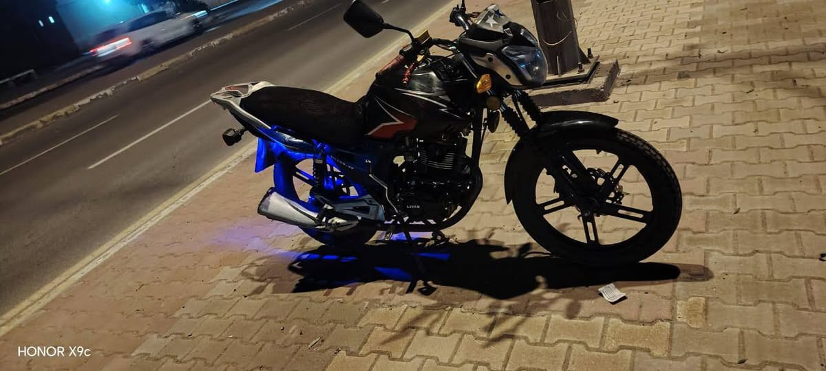 سولينك للبيع نقصه باتري وكلشي بي شغال للمراوس وياريت اذا اكو مكمرك واذا دراجه زينه عادي فرق اهم شي مكان الرمادي شعندك نزل
#الرمادي
#الجميع


**إذا كنت صاحب هذا الإعلان وتريد حذفه لأي سبب، رجاءا أرسل رسالة إلى الدعم الفني**