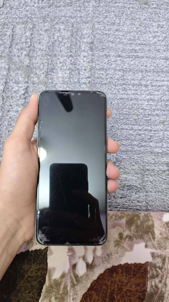 السلام عليكم عندي جهاز للبيع HONOR X6b نضيف حيل مثل ماموجود بالصوره السعر خاص


**إذا كنت صاحب هذا الإعلان وتريد حذفه لأي سبب، رجاءا أرسل رسالة إلى الدعم الفني**