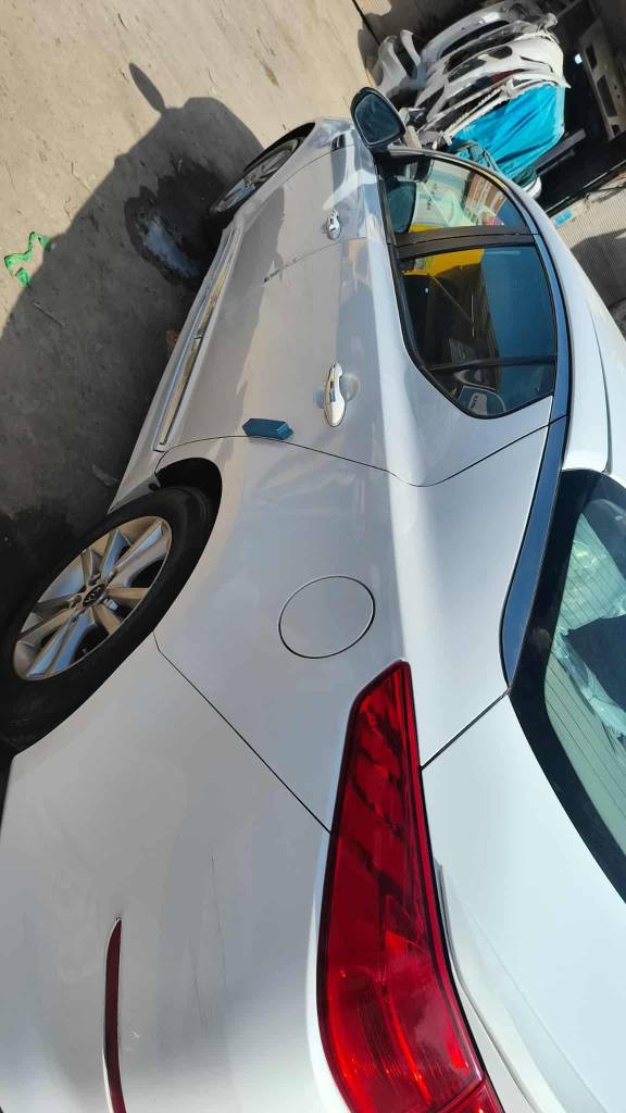 اوبتما
مديل ١٥ 
امريكي 
بيها بس بندي فقط النجف, العراق


**إذا كنت صاحب هذا الإعلان وتريد حذفه لأي سبب، رجاءا أرسل رسالة إلى الدعم الفني**