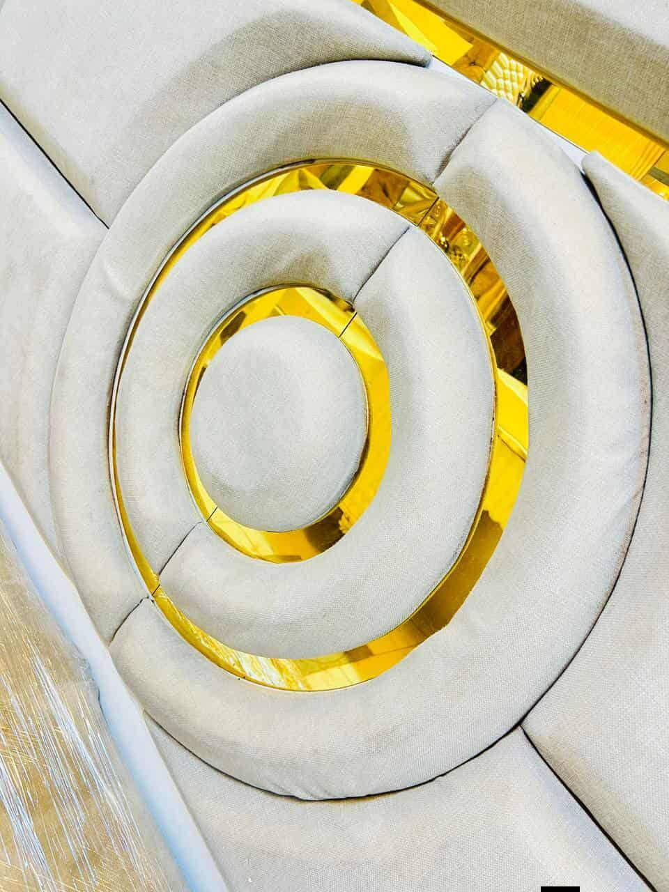 غرفة تركية مو انديف صاج نوم جديده ابد مامستعمله السعر 950 بيها مجال بسيط يوجد توصيل ***********
