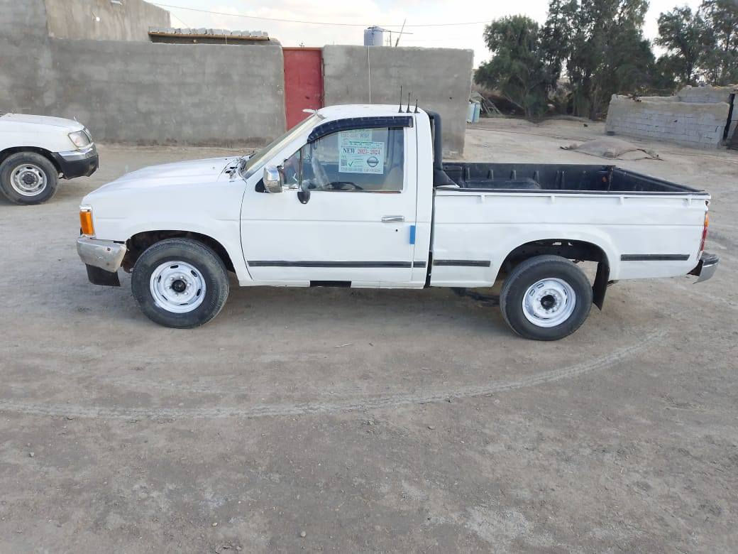 سلام عليكم للبيع نيسان 91 رقم مثنى مشروع وطني شرط تحويل سنويه 2027 كير محرك مكفولات جدد لشرط شاصي مكفول سياره حلوه نضيفه جاهزه مكفوله كفاله عامه من دعمه والكلبه لشرط ماعده رشه صبق حزام جماليه فقط لشرط سياره مالت جناي جاهزه من كلشي ترايك وين ماتريد  سعر 30وبيه مجال *********** مكان سماوه الخضر
