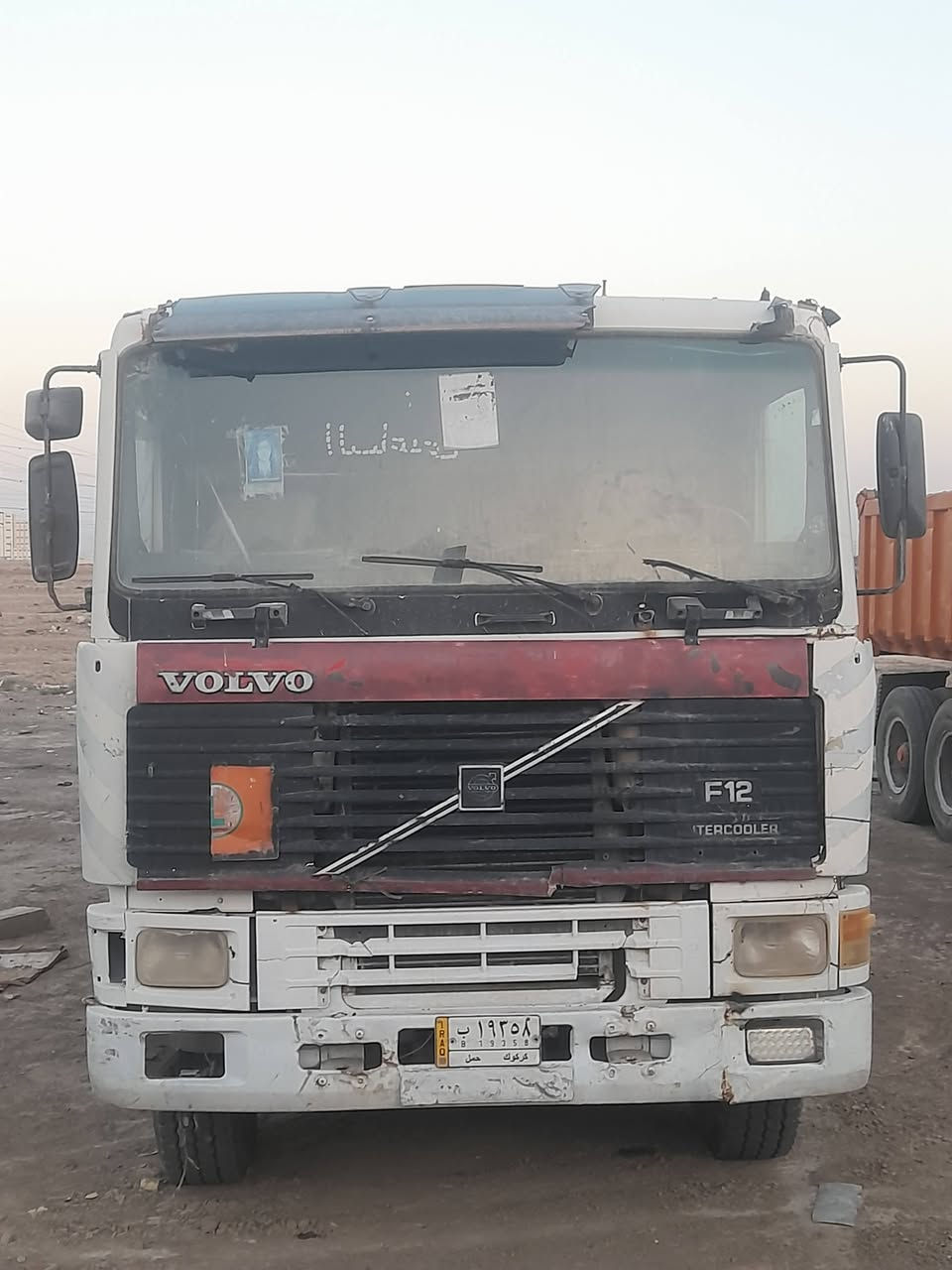 السلام عليكم فولفو ايف للبيع موديل 94 جير ثلاثه بثلاثه مكينه جديده***********
***********
