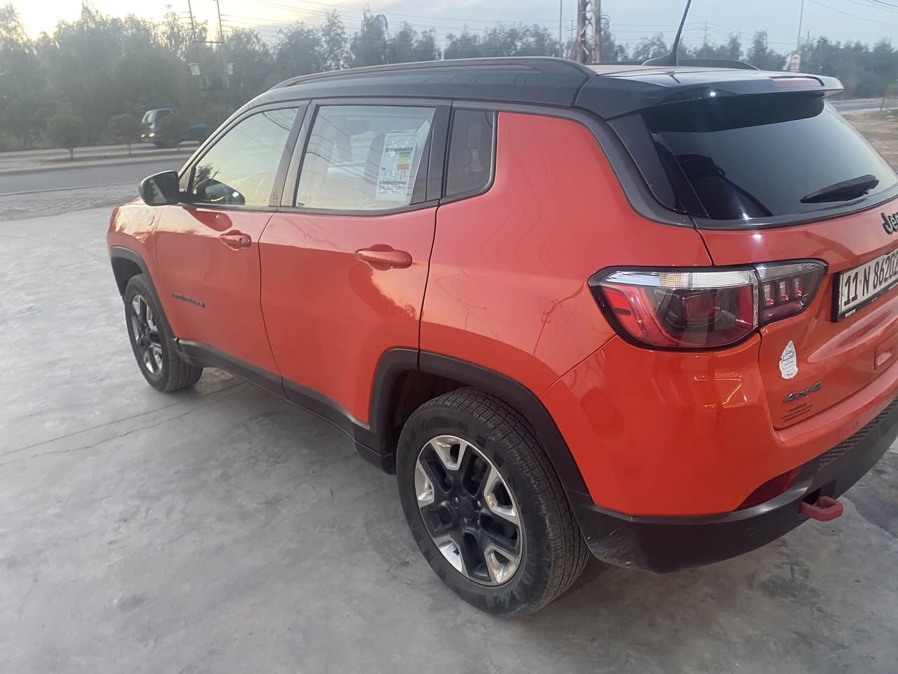 السلام عليكم للبيع جيب كومباس وارد امريكي ضررها خفيف كلش بدون اي دواخل حتى الراديترات بلاديه وصور الحادث والسونار مرفقه
فول مواصفات لمتدموديل ٢٠١٨
بيها شبر بالبنيد وشبر بالجاملغ صبغ وشويه بارد
بنروما 
بصمه تشغيل وابواب
توكلر بلاد 
داخل جلد كشن كهرباء 
تدفئه كشنات 
شاشه كبيره وكامره
وبعد هواي بيها مواصفات
رقم بغداد تحويل ثاني يوم
سعرها ١٣٥ وبيها مجال
مكانها بغداد المدائن
للاستفسار ***********
