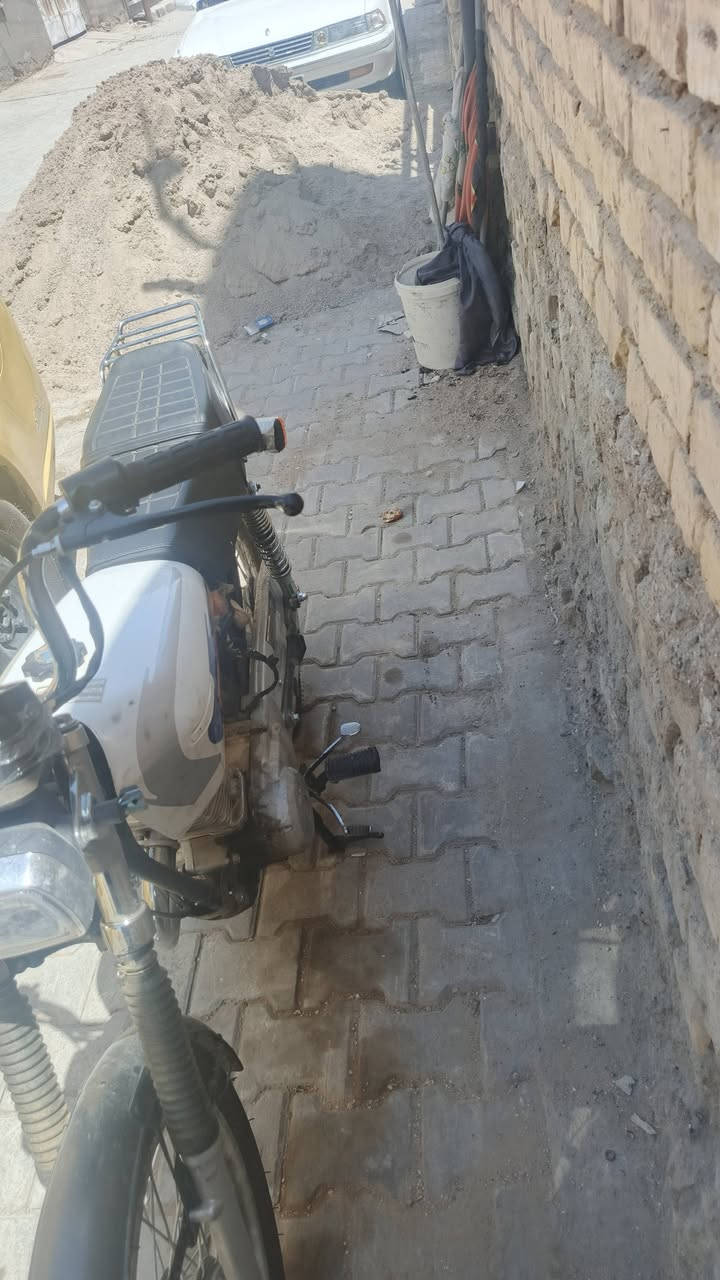 كلك ب300بيه مجال زويرجات
‏‪***********‬‏
